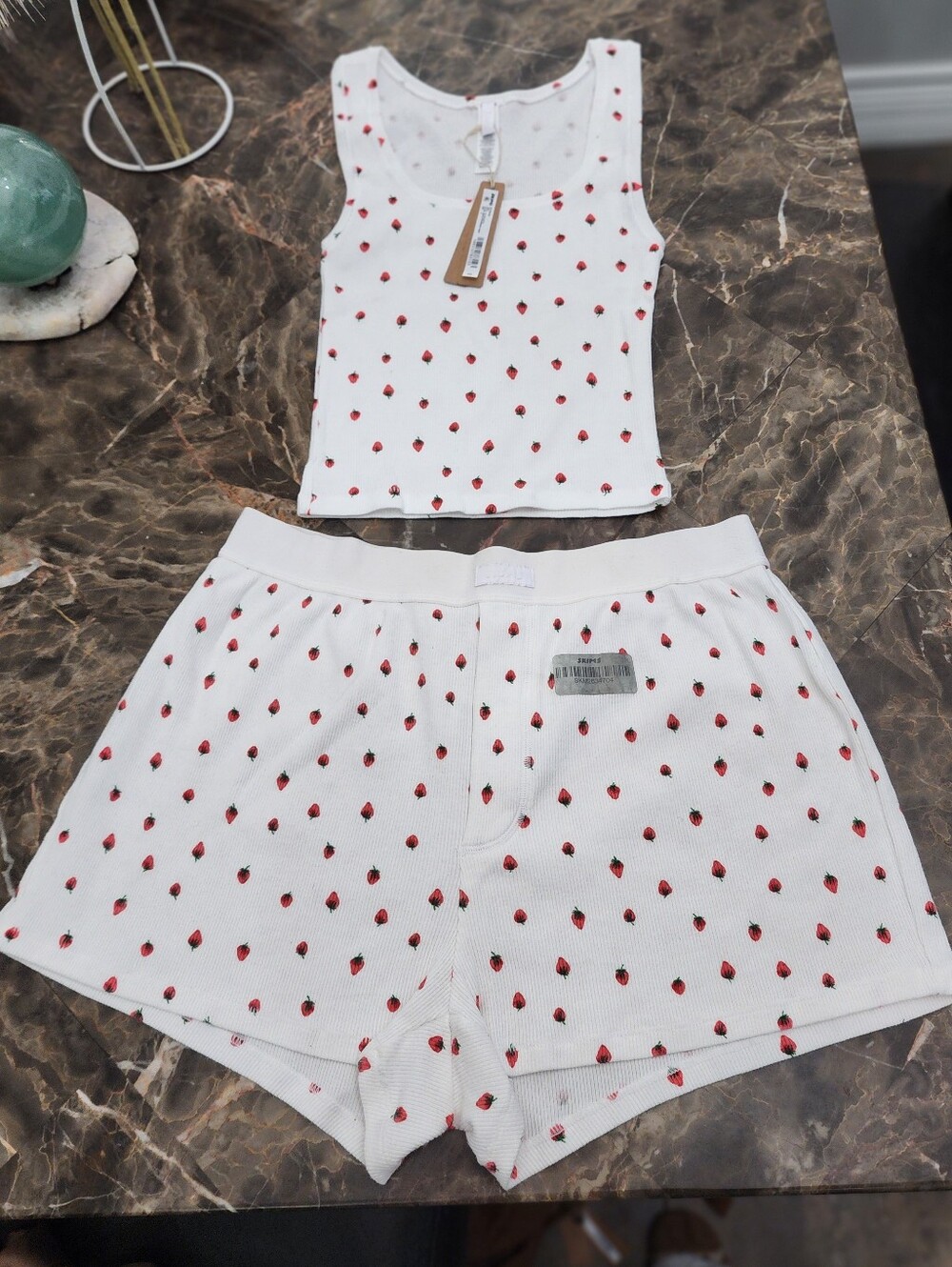 SKIMS NWT Cotton Rib Tank AND Loose  Boxer Shorts Snow Strawberry Size SMALL SET
